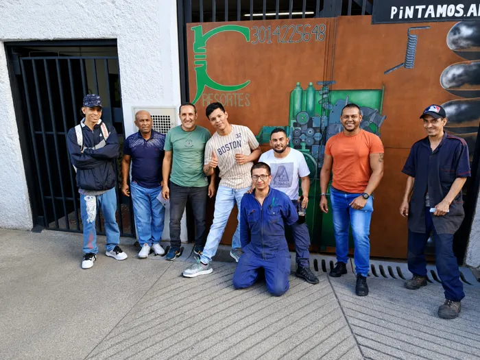 El espacio de trabajo de JC Resortes, donde comenzó todo en 1999